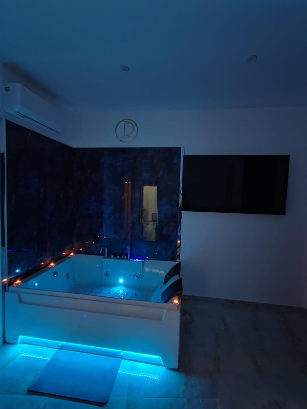 Da Tonino Luxury Apartments Νάπολη Εξωτερικό φωτογραφία