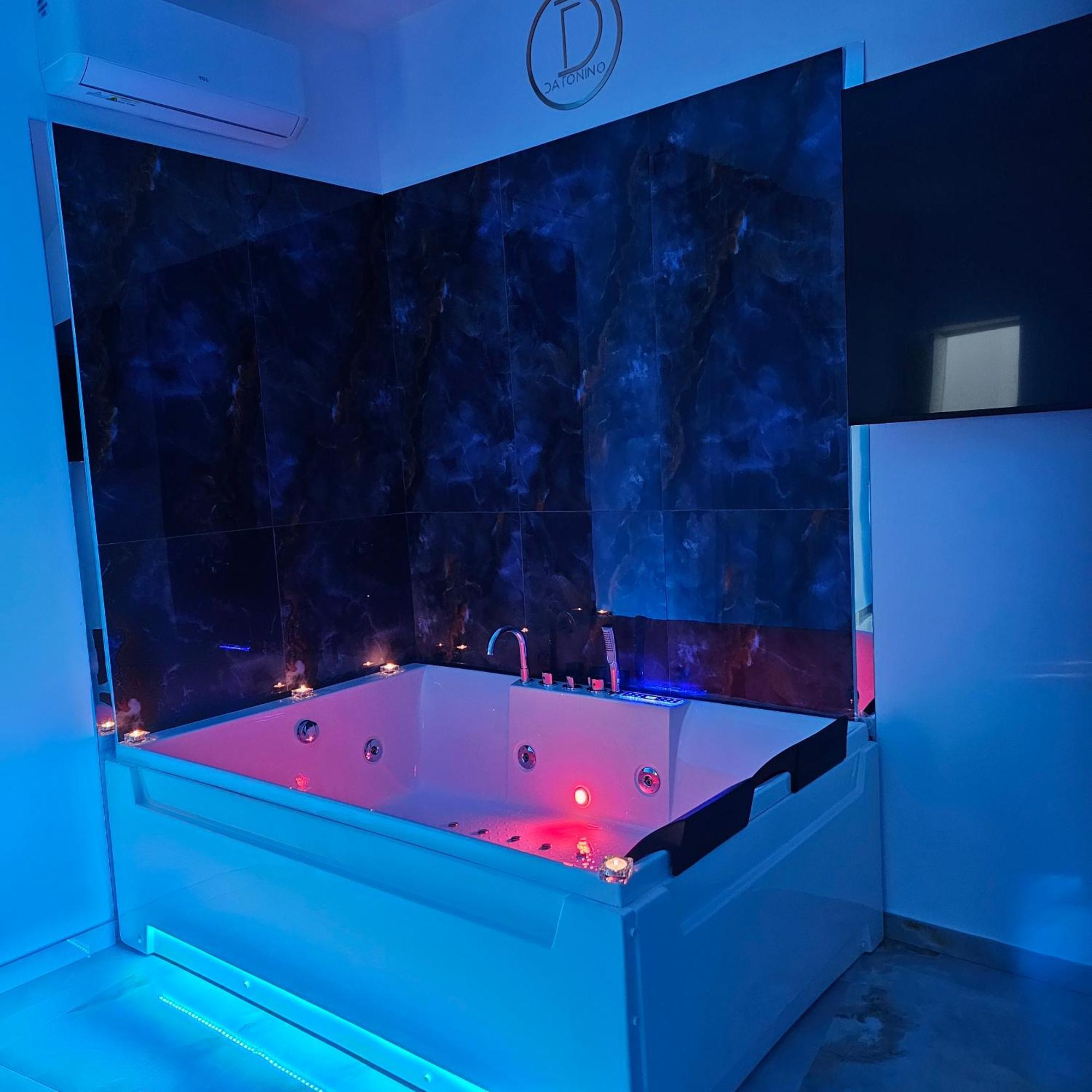Da Tonino Luxury Apartments Νάπολη Εξωτερικό φωτογραφία