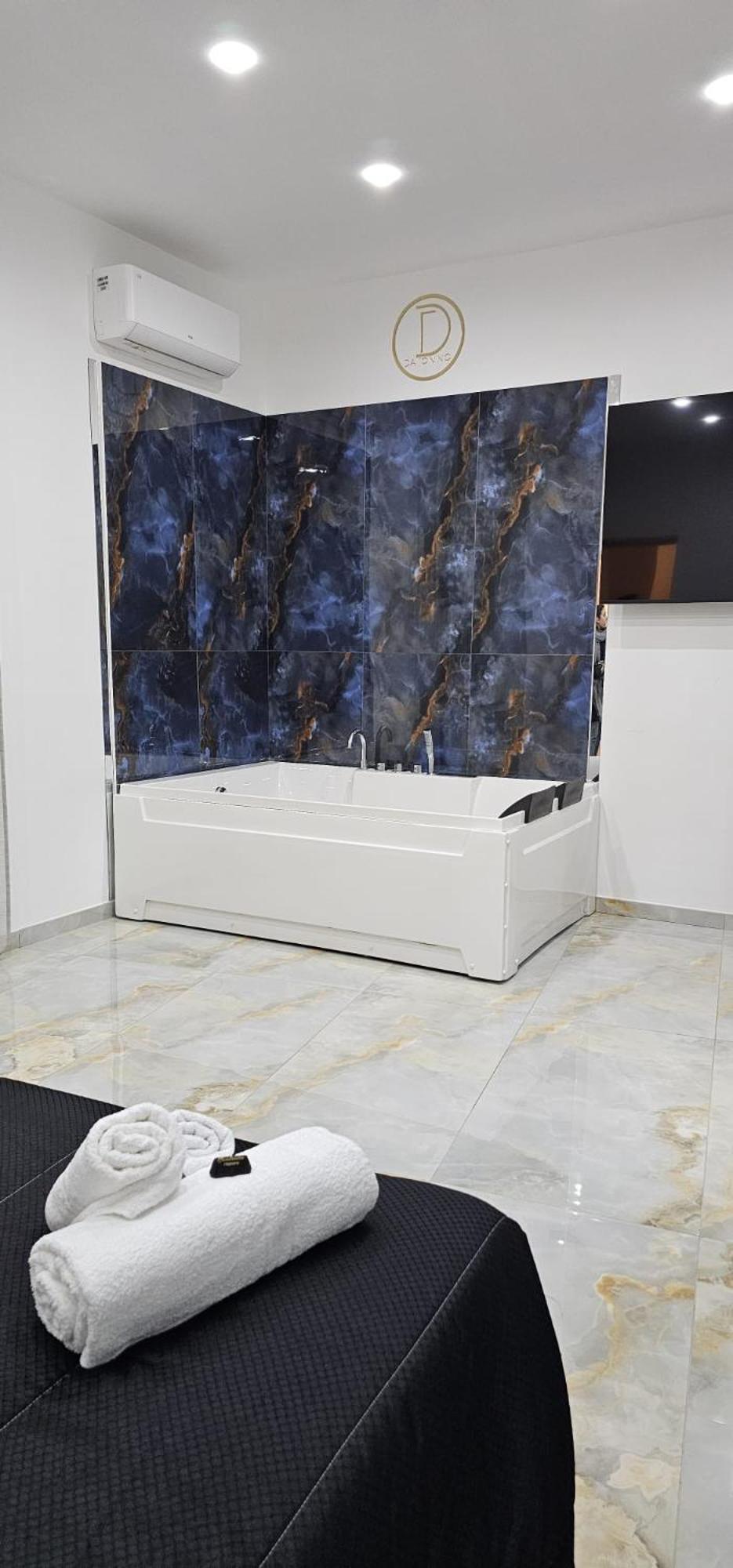 Da Tonino Luxury Apartments Νάπολη Εξωτερικό φωτογραφία