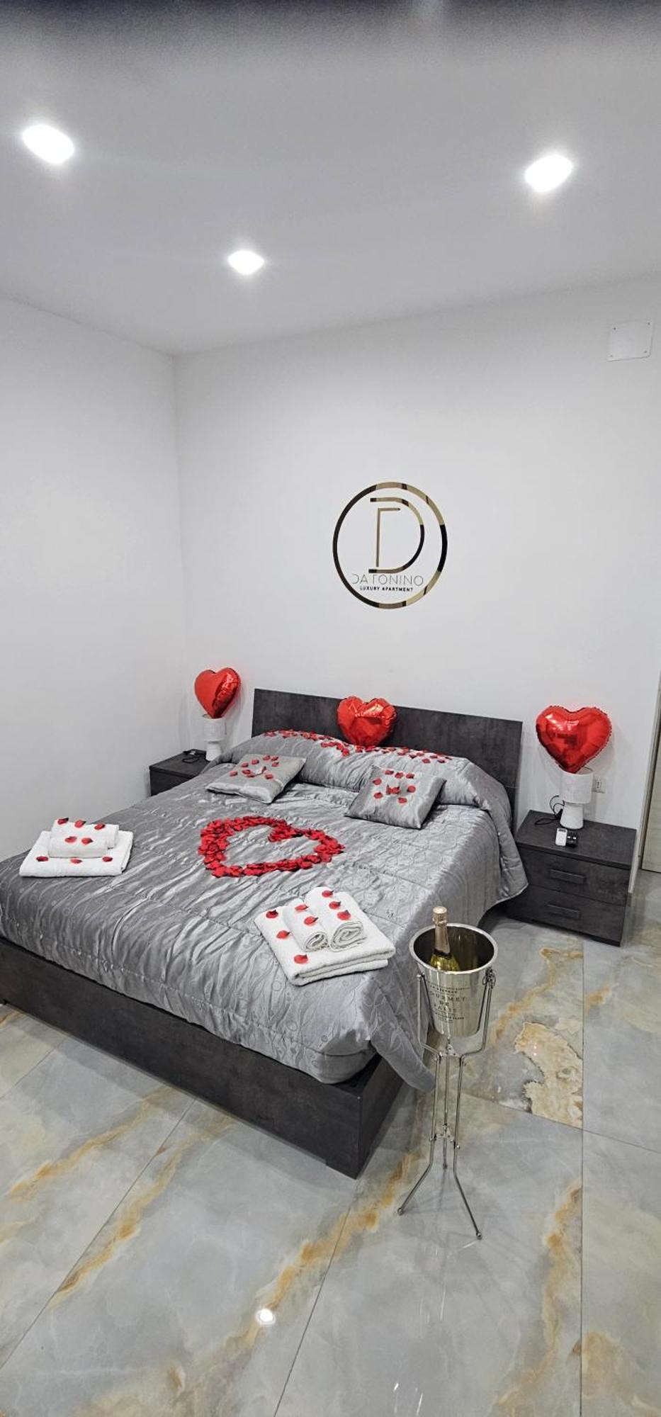 Da Tonino Luxury Apartments Νάπολη Εξωτερικό φωτογραφία